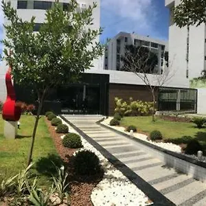 Flats Mobiliados Zona Norte, Torre E Casa Forte! Admistração Mb Drumond Flats Recife